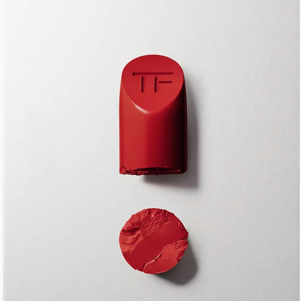 Tom Ford Love Collection Red Lipstick 16 Scarlet Rouge 0.1 oz FULL SIZE NEW $62 - Picture 3 of 6